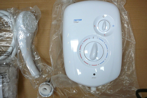 Triton t70xr electric shower - triton,